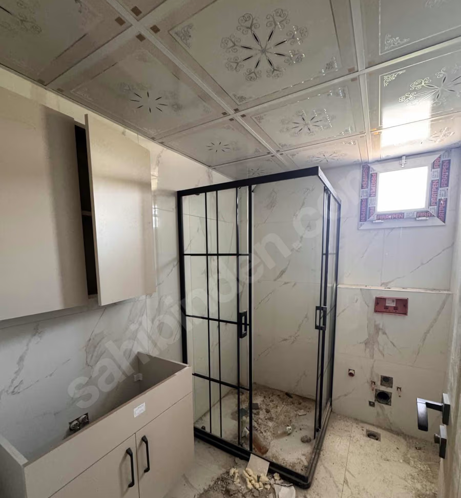 Mersin Mezitli 75. Yıl Mahallesi 3+0 175 m² Doğalgaz Kombili Satılık Daire