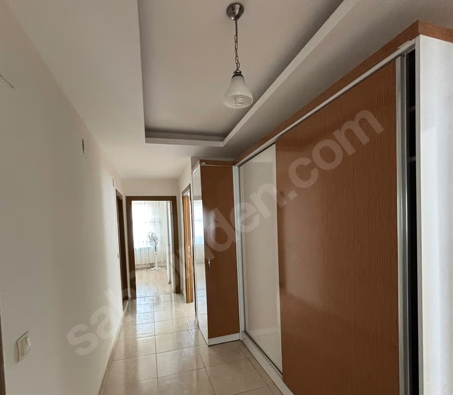 Mersin Mezitli 75. Yıl Mahallesi 3+1 140 m² Doğalgaz Kombili Kiralık Daire