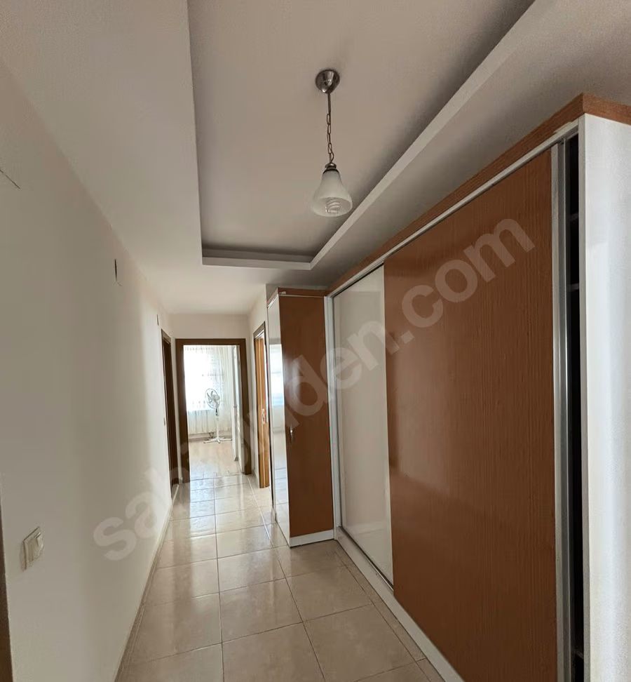Mersin Mezitli 75. Yıl Mahallesi 3+1 140 m² Doğalgaz Kombili Kiralık Daire