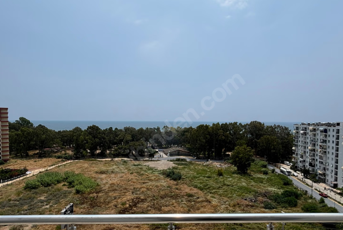Mersin Mezitli 75. Yıl Mahallesi 3+1 140 m² Doğalgaz Kombili Kiralık Daire