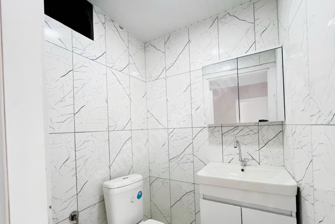 Mersin Mezitli 75. Yıl Mahallesi 3+1 150 m² Doğalgaz Kombili Satılık Daire
