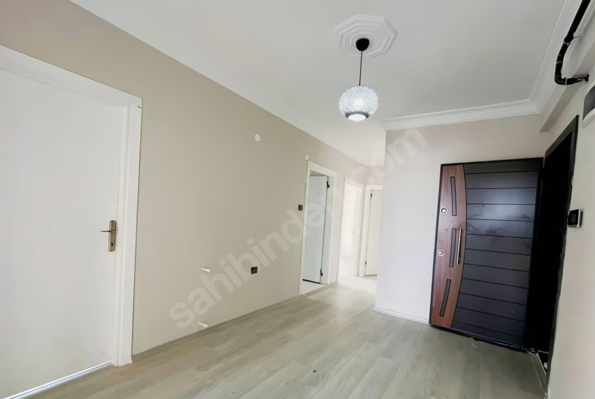 Mersin Mezitli 75. Yıl Mahallesi 3+1 150 m² Doğalgaz Kombili Satılık Daire