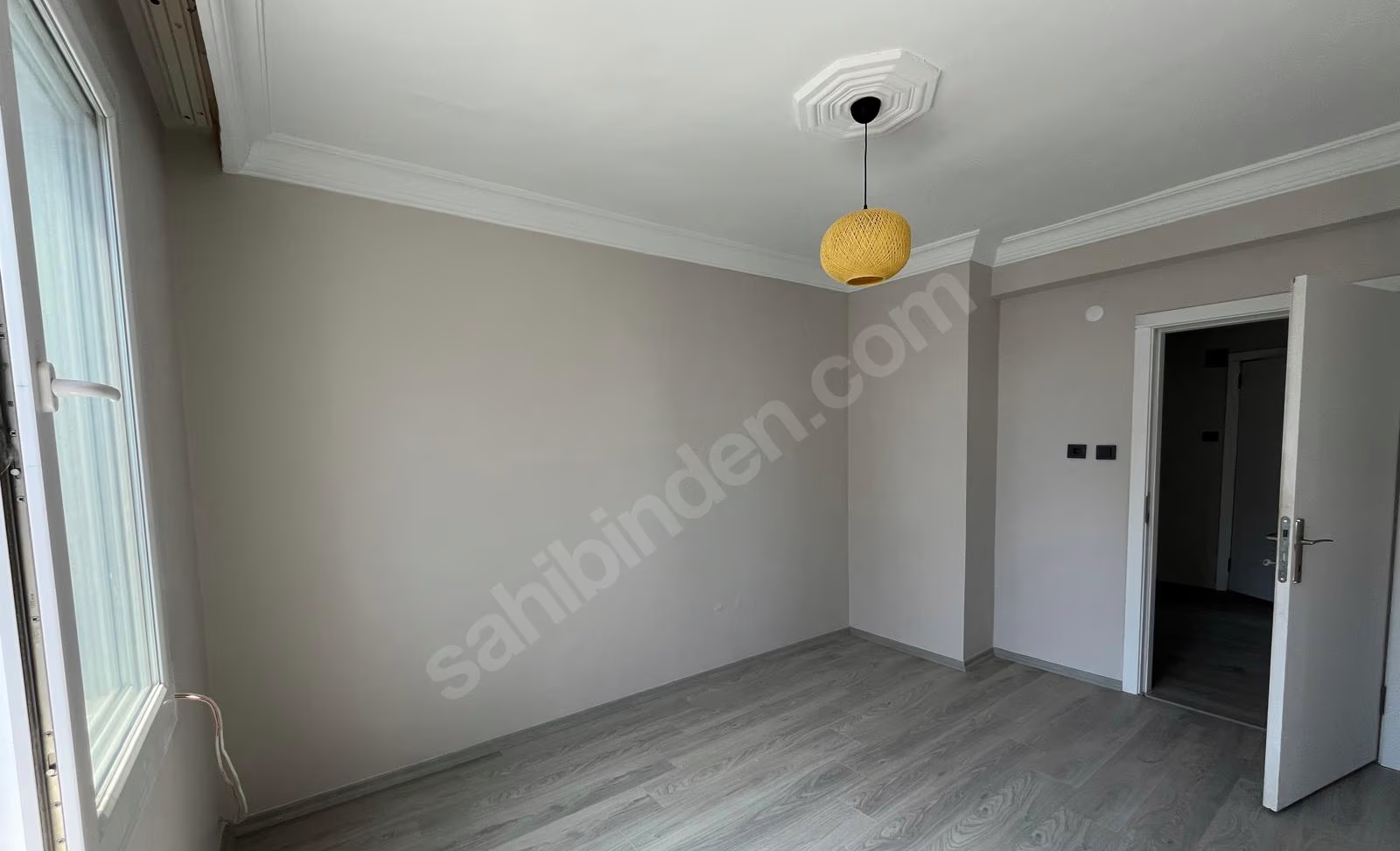 Mersin Mezitli 75. Yıl Mahallesi 3+1 150 m² Doğalgaz Kombili Satılık Daire