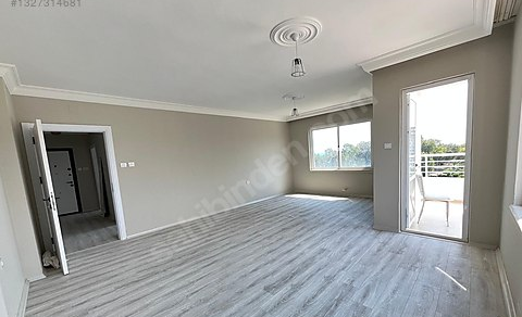 Mersin Mezitli 75. Yıl Mahallesi 3+1 160 m² Doğalgaz Kombili Satılık Daire