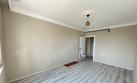 Mersin Mezitli 75. Yıl Mahallesi 3+1 160 m² Doğalgaz Kombili Satılık Daire