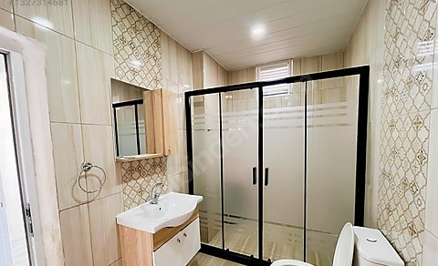 Mersin Mezitli 75. Yıl Mahallesi 3+1 160 m² Doğalgaz Kombili Satılık Daire