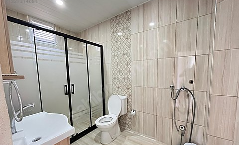 Mersin Mezitli 75. Yıl Mahallesi 3+1 160 m² Doğalgaz Kombili Satılık Daire