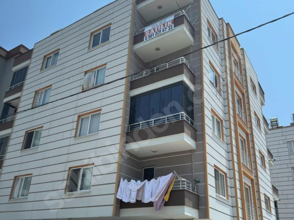 Mersin Mezitli 75. Yıl Mahallesi 3+1 170 m² Doğalgaz Kombili Satılık Daire