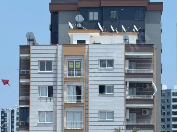 Mersin Mezitli 75. Yıl Mahallesi 3+1 170 m² Doğalgaz Kombili Satılık Daire