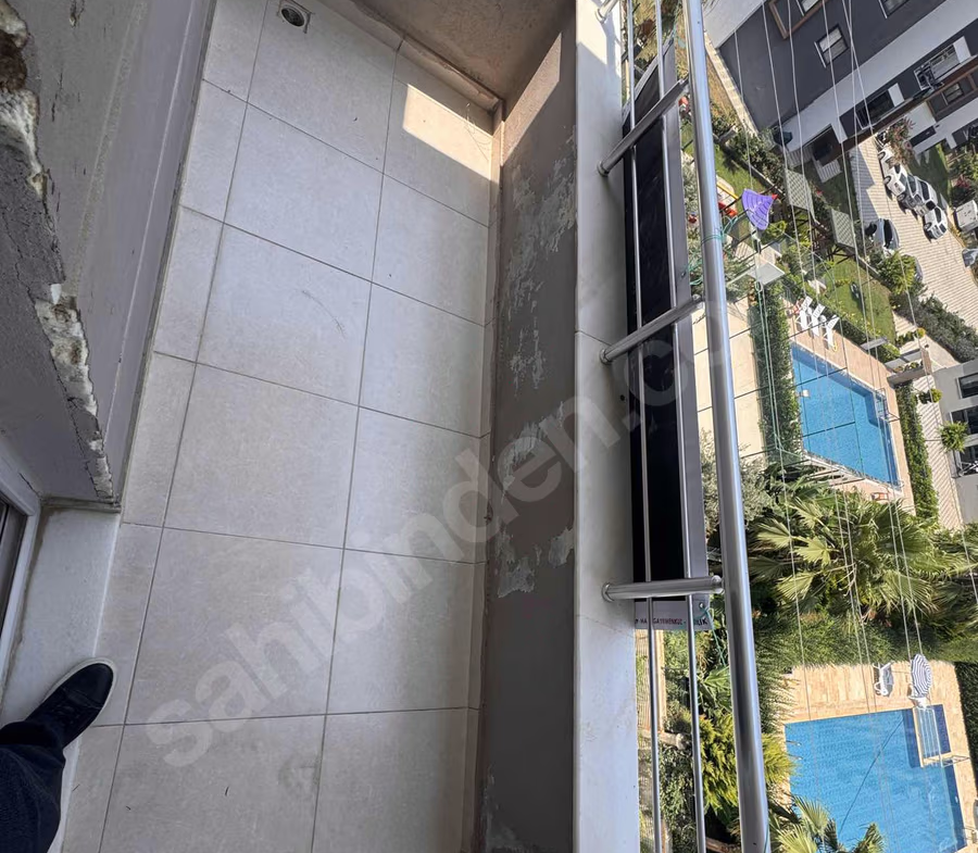 Mersin Mezitli 75. Yıl Mahallesi 3+1 170 m² Doğalgaz Kombili Satılık Daire