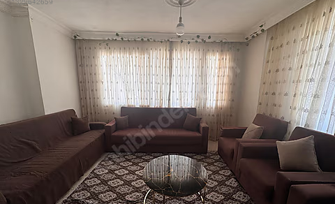Mersin Mezitli 75. Yıl Mahallesi 3+1 180 m² Klima Kiralık Daire