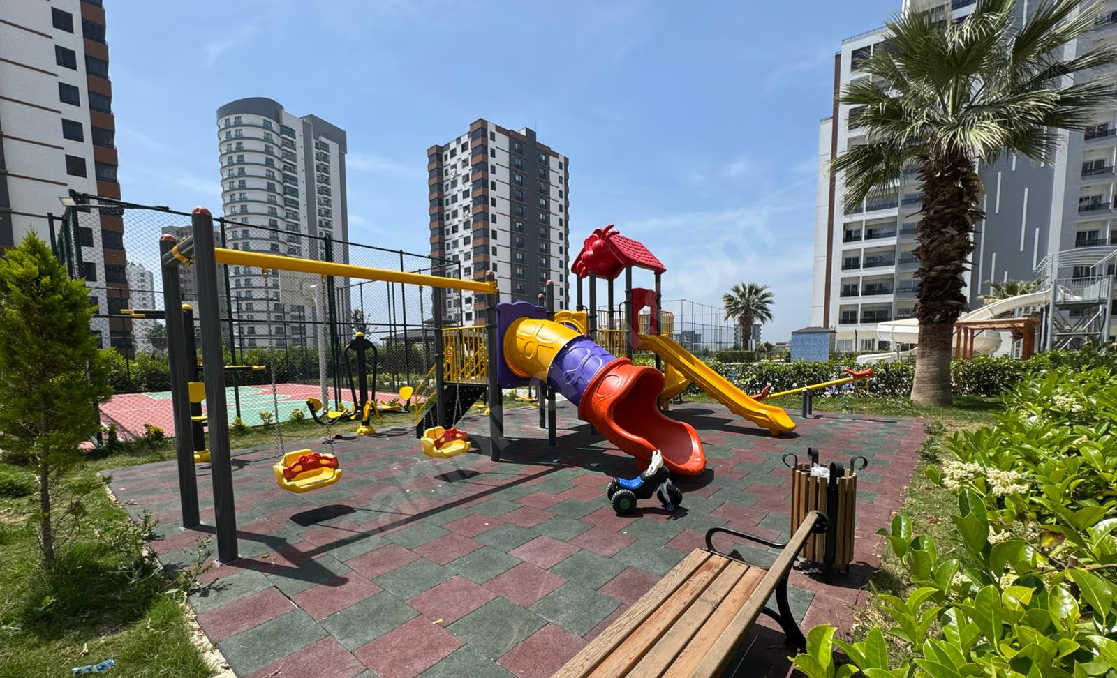 Mersin Mezitli Akdeniz Mahallesi 1+1 55 m² Doğalgaz Kombili Kiralık Daire 15 Mersin Mezitli Akdeniz Mahallesi 1+1 55 m² Doğalgaz Kombili Kiralık Daire