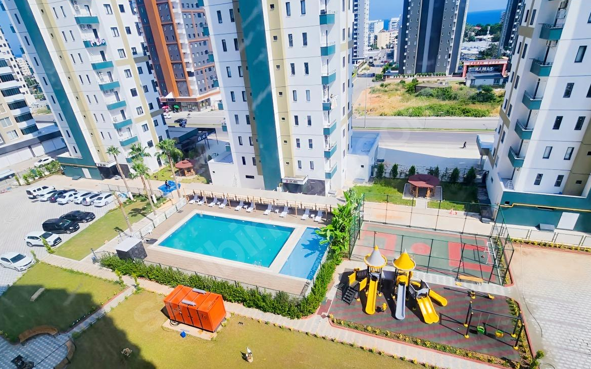 Mersin Mezitli Akdeniz Mahallesi 1+1 55 m² Doğalgaz Kombili Satılık Daire