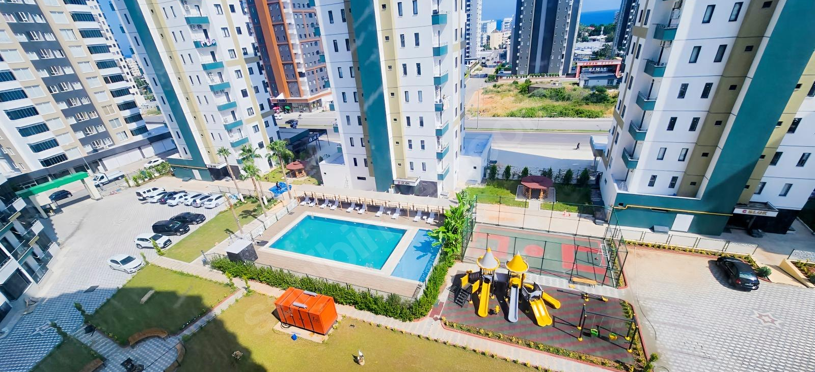 Mersin Mezitli Akdeniz Mahallesi 1+1 55 m² Doğalgaz Kombili Satılık Daire