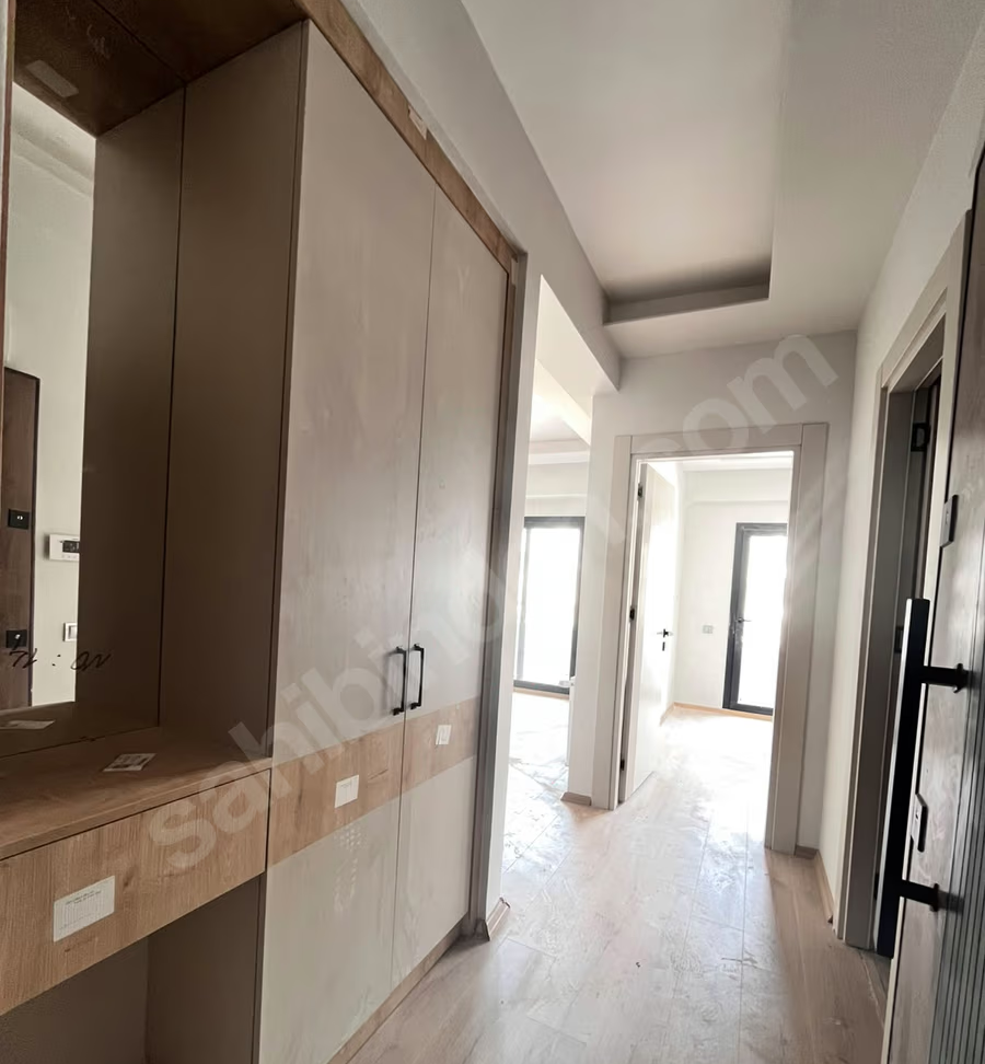 Mersin Mezitli Akdeniz Mahallesi 1+1 55 m² Doğalgaz Kombili Satılık Daire