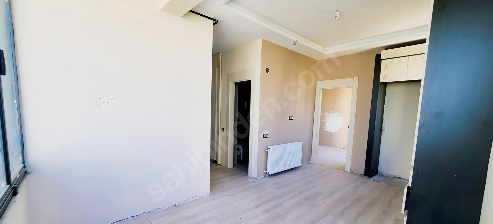 Mersin Mezitli Akdeniz Mahallesi 1+1 55 m² Doğalgaz Kombili Satılık Daire
