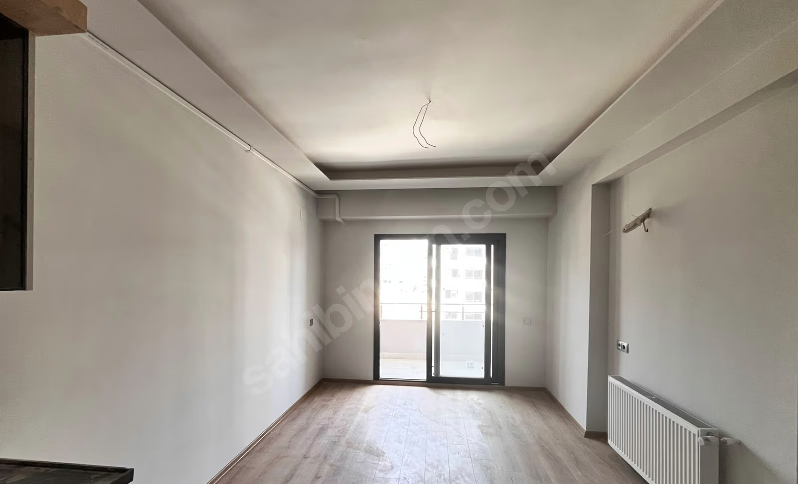 Mersin Mezitli Akdeniz Mahallesi 1+1 55 m² Doğalgaz Kombili Satılık Daire