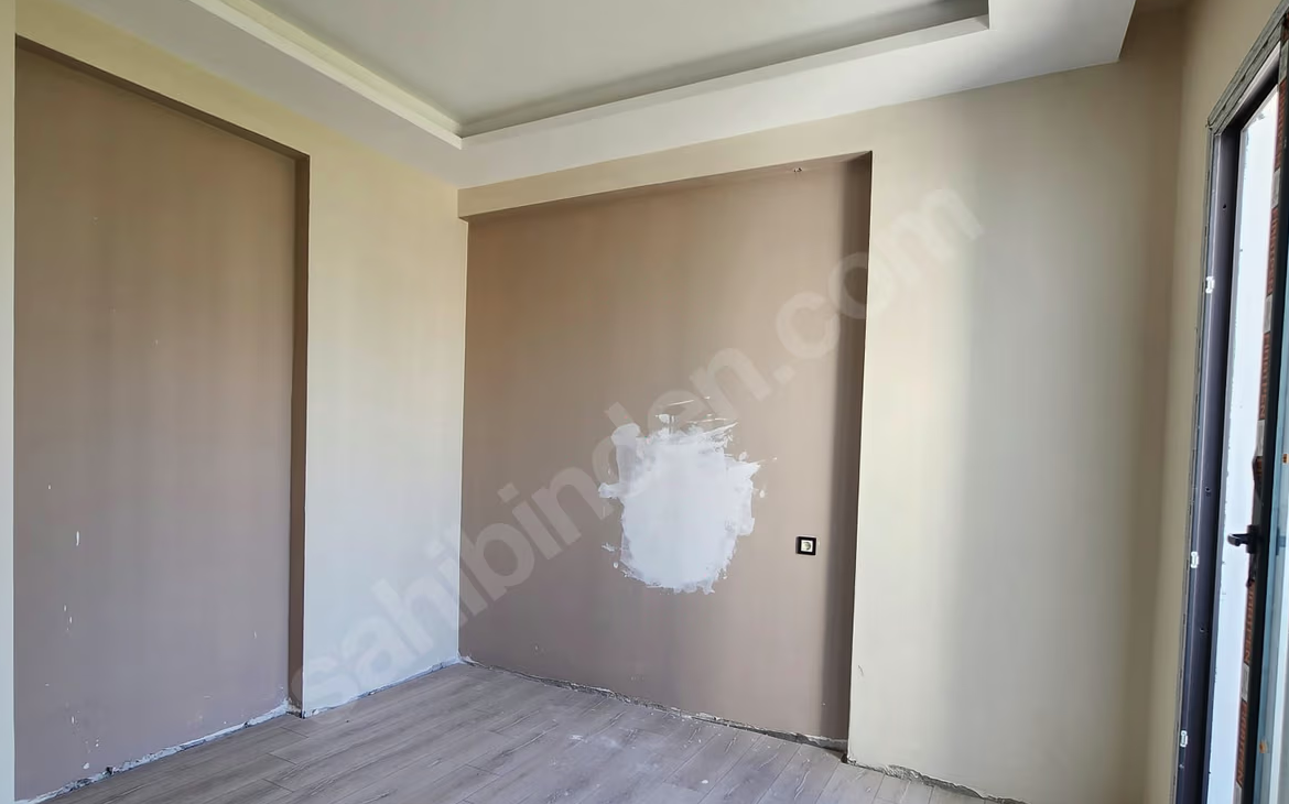 Mersin Mezitli Akdeniz Mahallesi 1+1 55 m² Doğalgaz Kombili Satılık Daire
