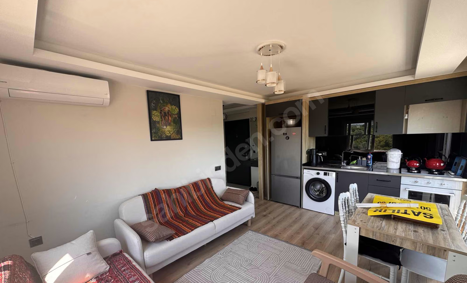 Mersin Mezitli Akdeniz Mahallesi 1+1 55 m² Klima Kiralık Daire