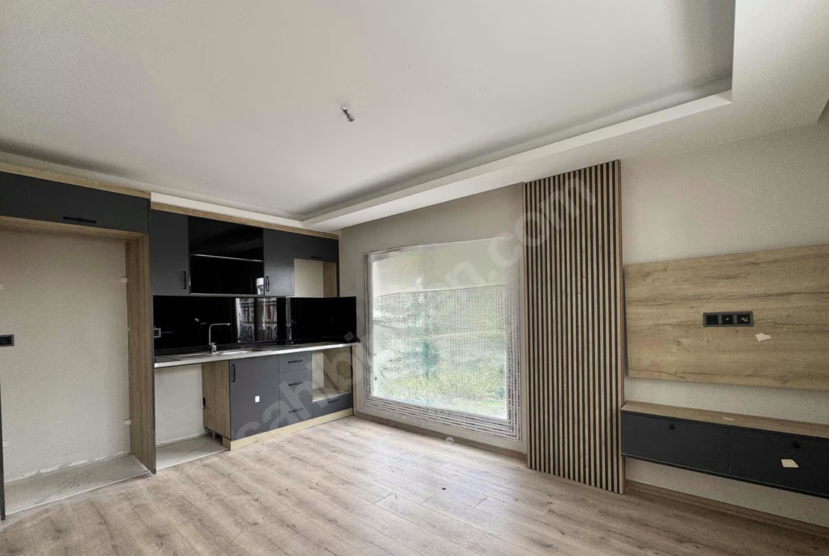 Mersin Mezitli Akdeniz Mahallesi 1+1 55 m² Klima Kiralık Daire