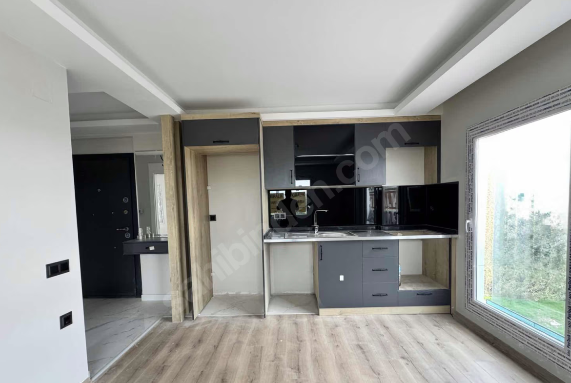 Mersin Mezitli Akdeniz Mahallesi 1+1 55 m² Klima Kiralık Daire