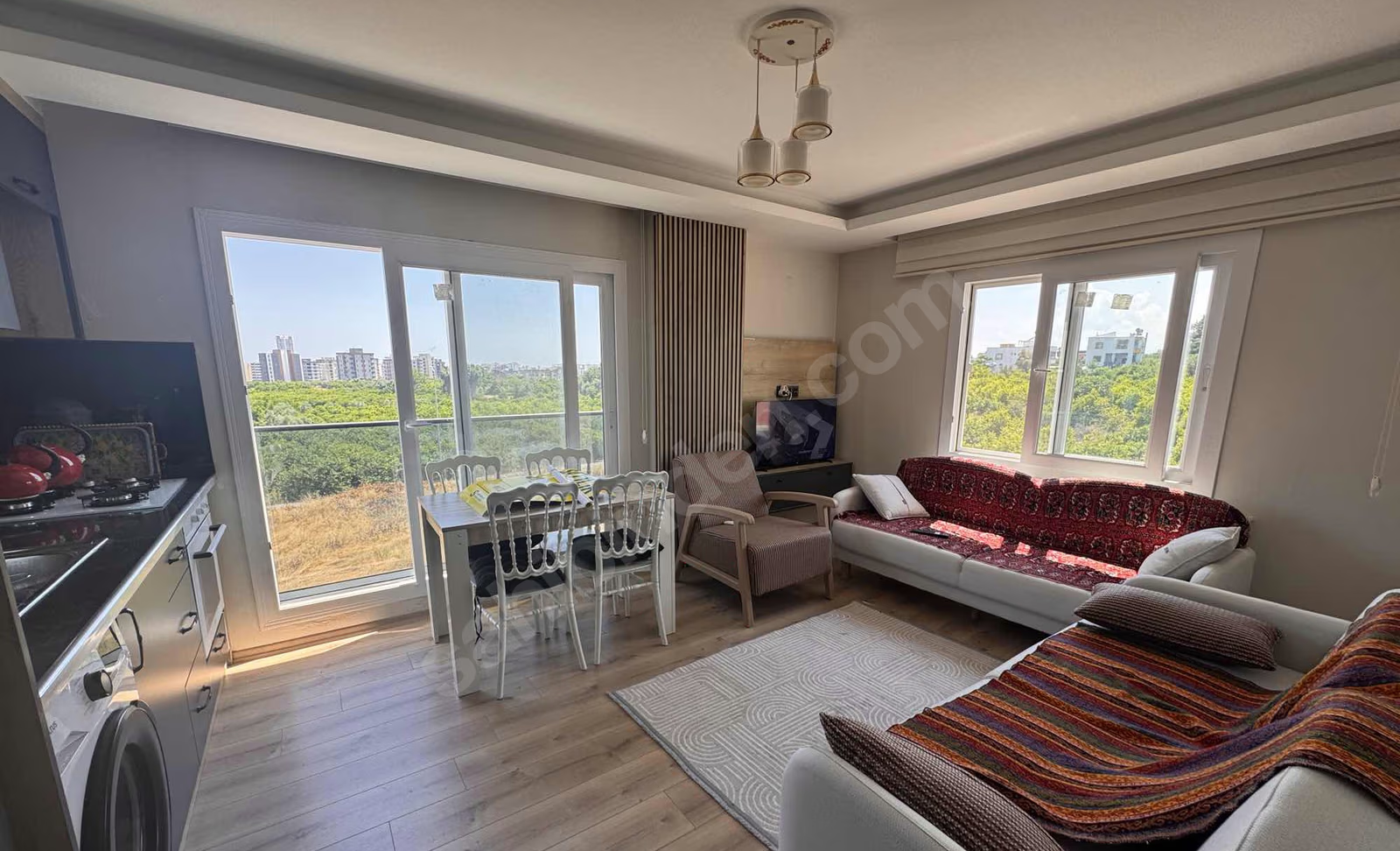 Mersin Mezitli Akdeniz Mahallesi 1+1 55 m² Klima Kiralık Daire