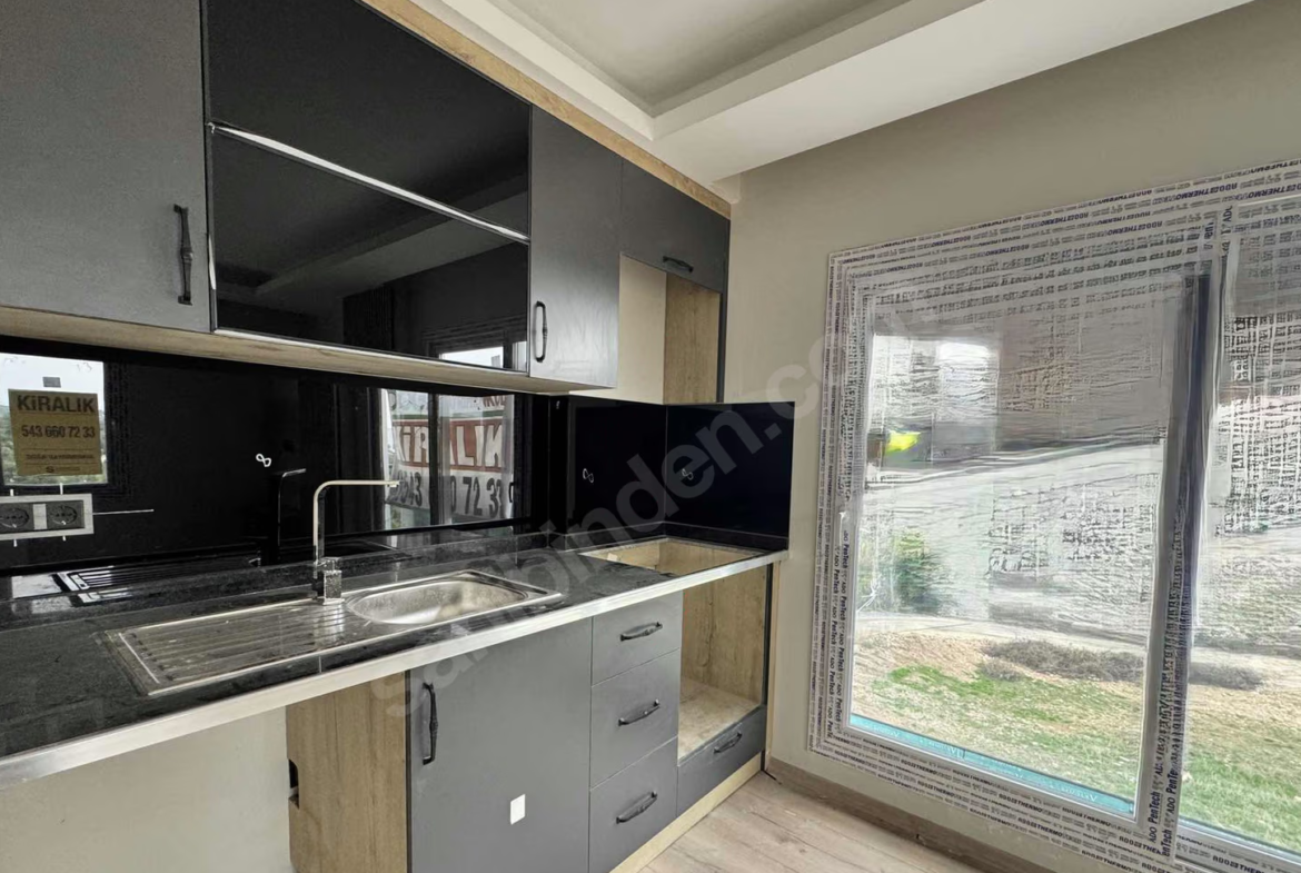 Mersin Mezitli Akdeniz Mahallesi 1+1 55 m² Klima Kiralık Daire