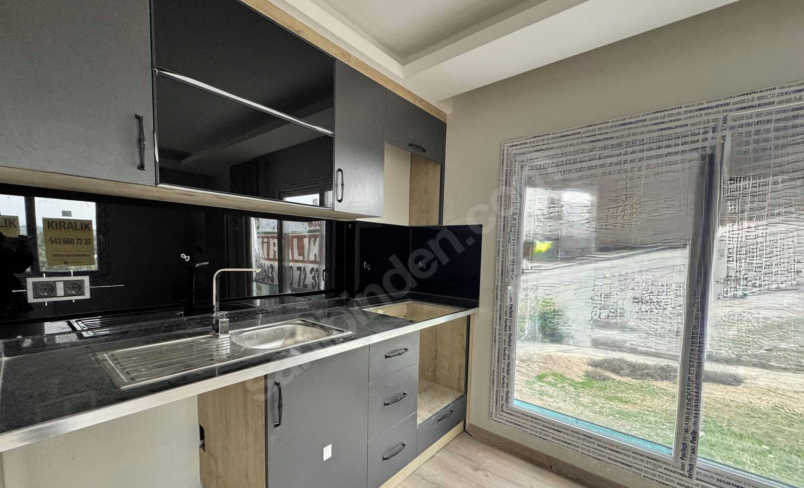 Mersin Mezitli Akdeniz Mahallesi 1+1 55 m² Klima Kiralık Daire 7 Mersin Mezitli Akdeniz Mahallesi 1+1 55 m² Klima Kiralık Daire