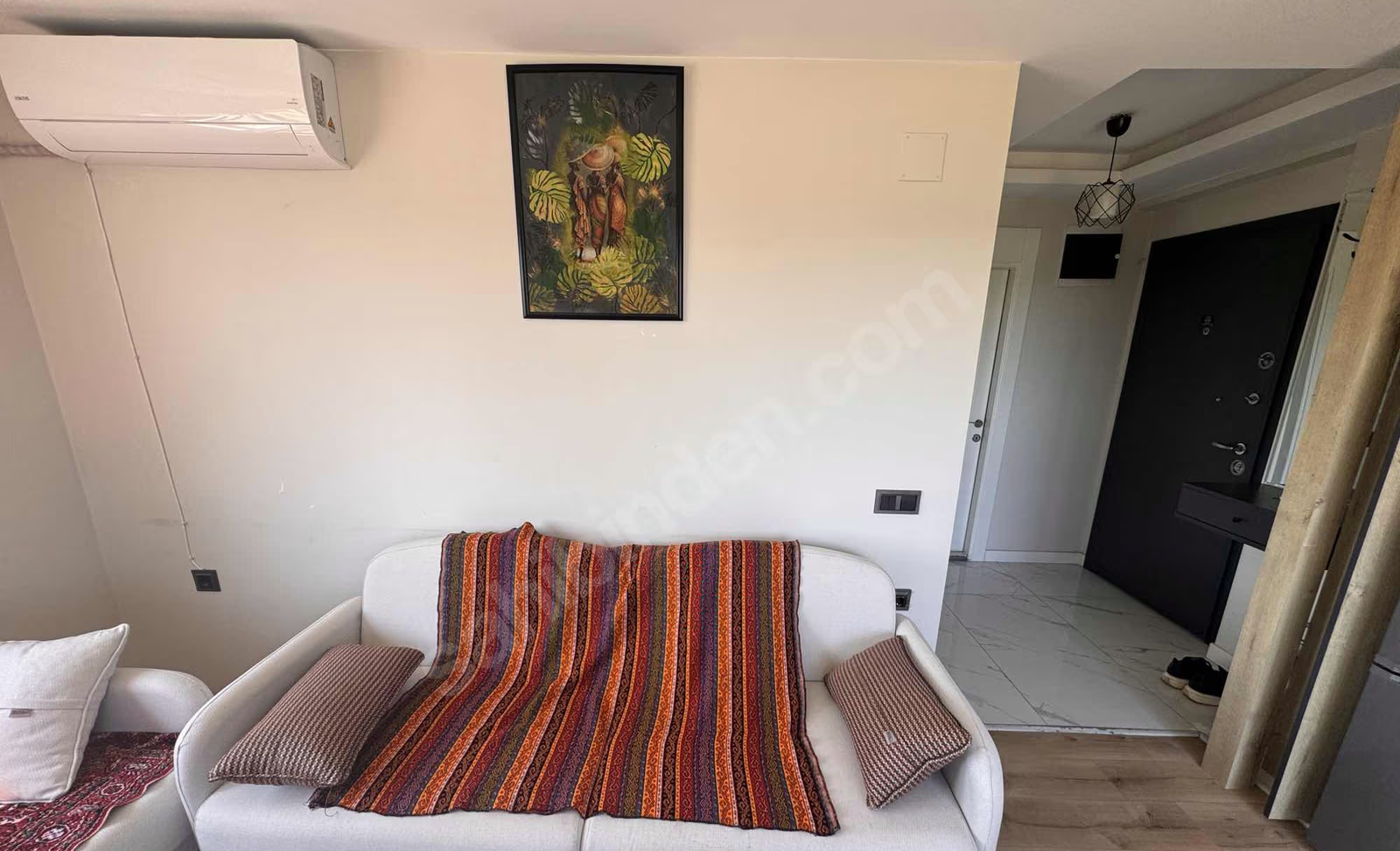 Mersin Mezitli Akdeniz Mahallesi 1+1 55 m² Klima Kiralık Daire