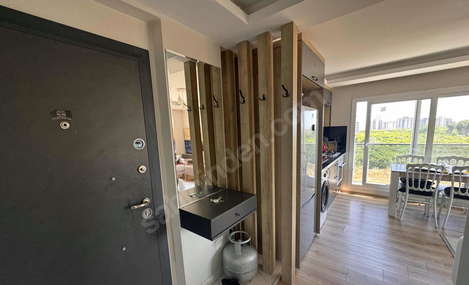 Mersin Mezitli Akdeniz Mahallesi 1+1 55 m² Klima Kiralık Daire