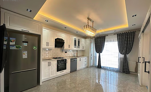 Mersin Mezitli Akdeniz Mahallesi 2.5+1 110 m² Doğalgaz Kombili Kiralık Daire