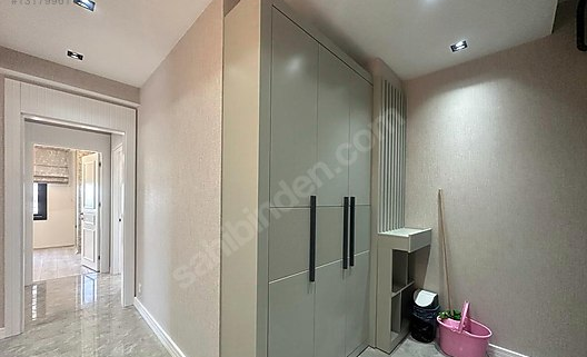 Mersin Mezitli Akdeniz Mahallesi 2.5+1 110 m² Doğalgaz Kombili Kiralık Daire
