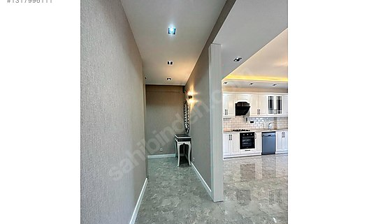 Mersin Mezitli Akdeniz Mahallesi 2.5+1 110 m² Doğalgaz Kombili Kiralık Daire
