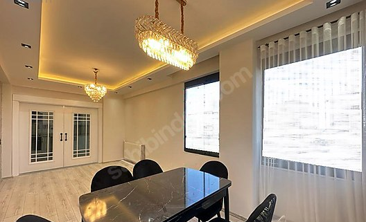 Mersin Mezitli Akdeniz Mahallesi 2.5+1 110 m² Doğalgaz Kombili Kiralık Daire