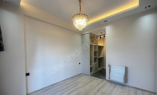 Mersin Mezitli Akdeniz Mahallesi 2.5+1 110 m² Doğalgaz Kombili Kiralık Daire