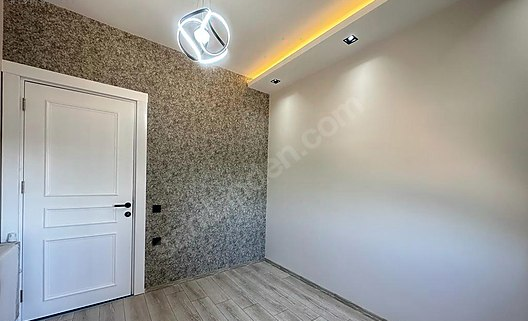 Mersin Mezitli Akdeniz Mahallesi 2.5+1 110 m² Doğalgaz Kombili Kiralık Daire