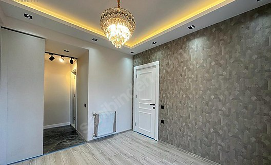 Mersin Mezitli Akdeniz Mahallesi 2.5+1 110 m² Doğalgaz Kombili Kiralık Daire