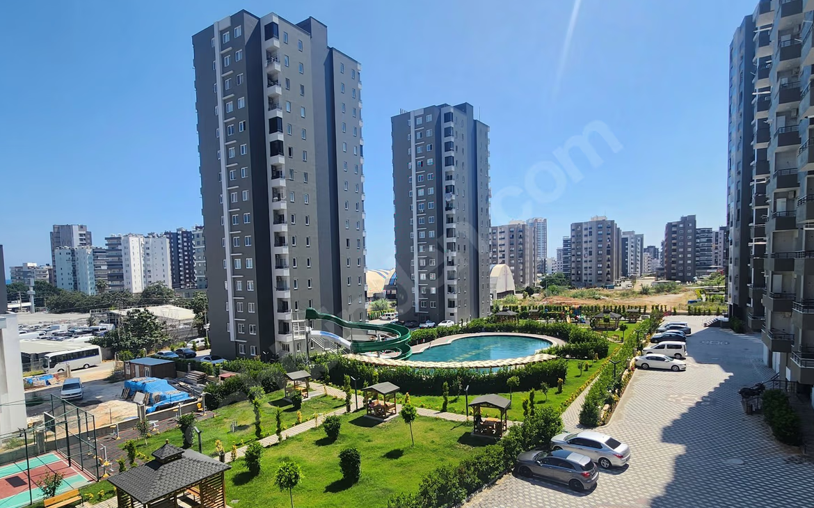 Mersin Mezitli Akdeniz Mahallesi 2+1 100 m² Doğalgaz Kombili Satılık Daire