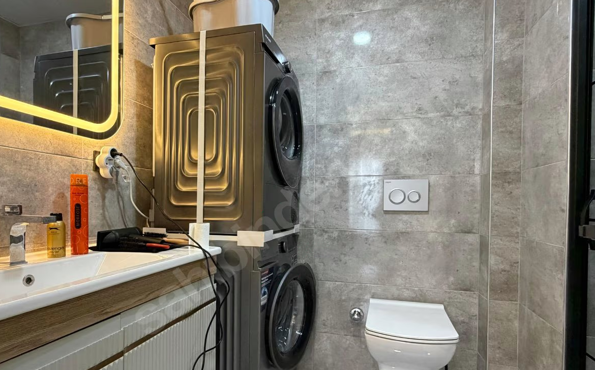 Mersin Mezitli Akdeniz Mahallesi 2+1 100 m² Doğalgaz Kombili Satılık Daire