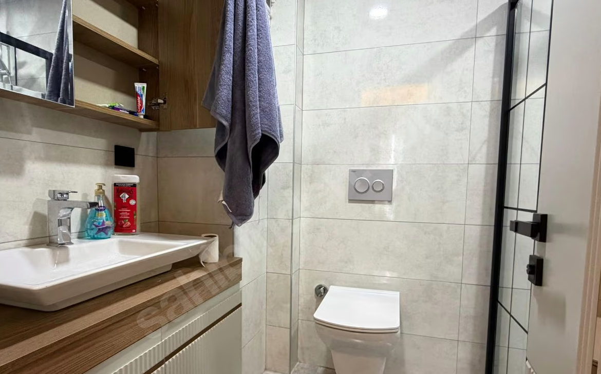 Mersin Mezitli Akdeniz Mahallesi 2+1 100 m² Doğalgaz Kombili Satılık Daire