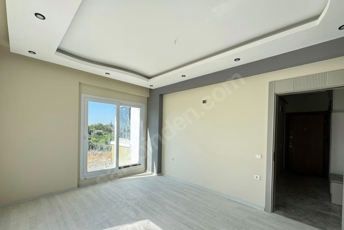 Mersin Mezitli Akdeniz Mahallesi 2+1 105 m² Doğalgaz Kombili Satılık Daire