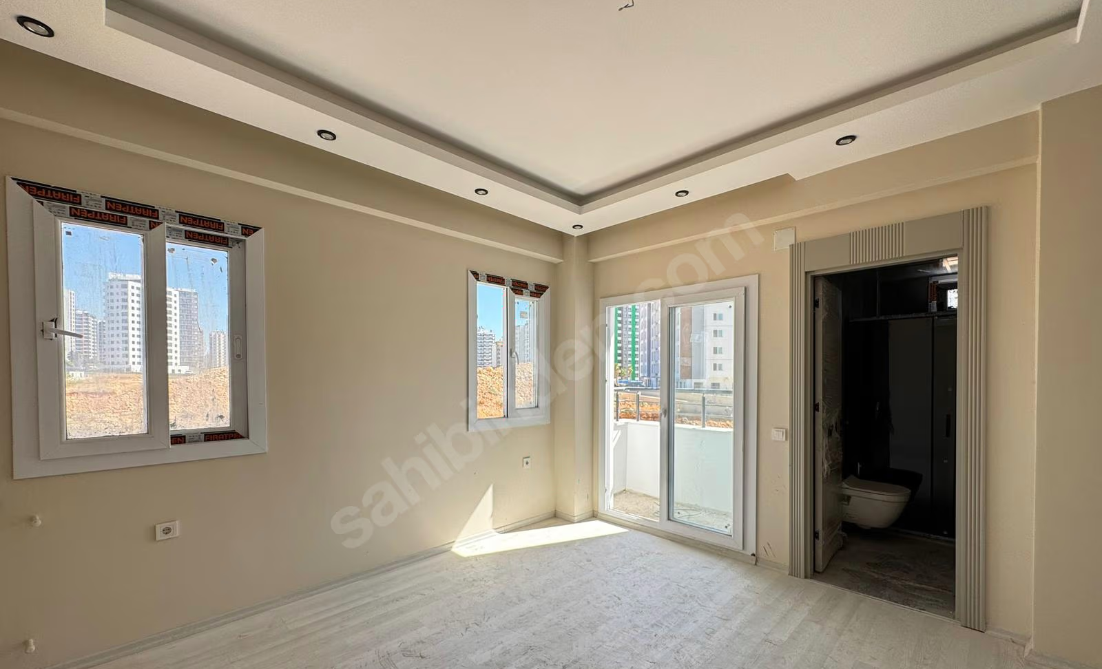 Mersin Mezitli Akdeniz Mahallesi 2+1 105 m² Doğalgaz Kombili Satılık Daire 15 Mersin Mezitli Akdeniz Mahallesi 2+1 105 m² Doğalgaz Kombili Satılık Daire