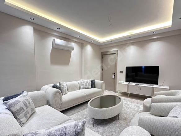Mersin Mezitli Akdeniz Mahallesi 2+1 110 m² Doğalgaz Kombili Satılık Daire