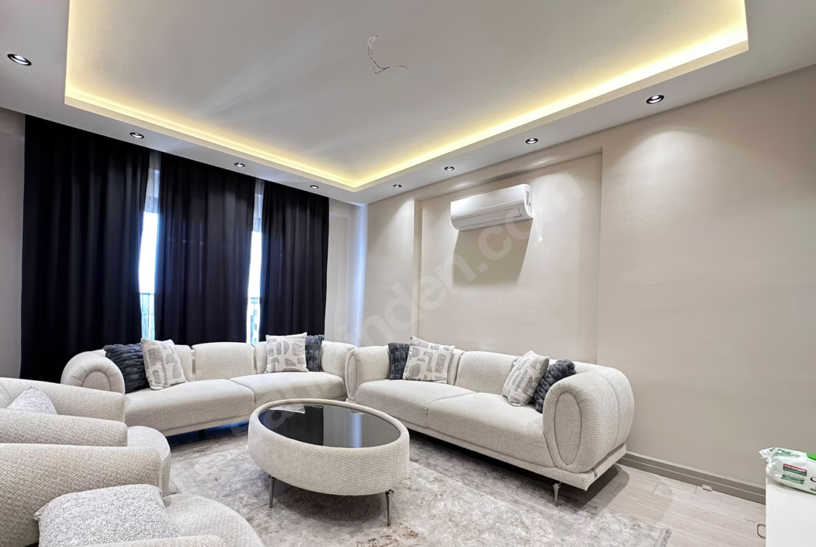 Mersin Mezitli Akdeniz Mahallesi 2+1 110 m² Doğalgaz Kombili Satılık Daire