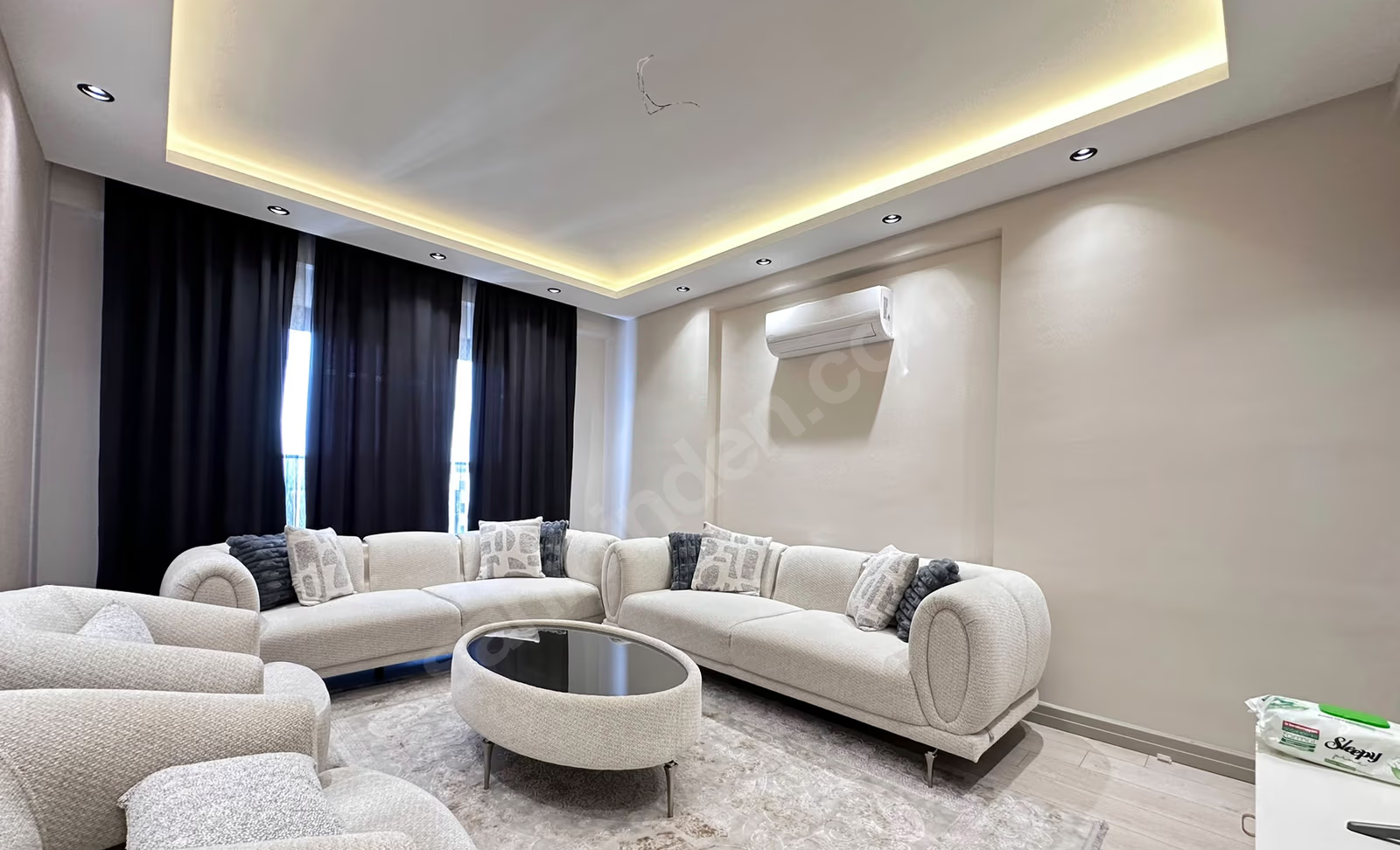 Mersin Mezitli Akdeniz Mahallesi 2+1 110 m² Doğalgaz Kombili Satılık Daire