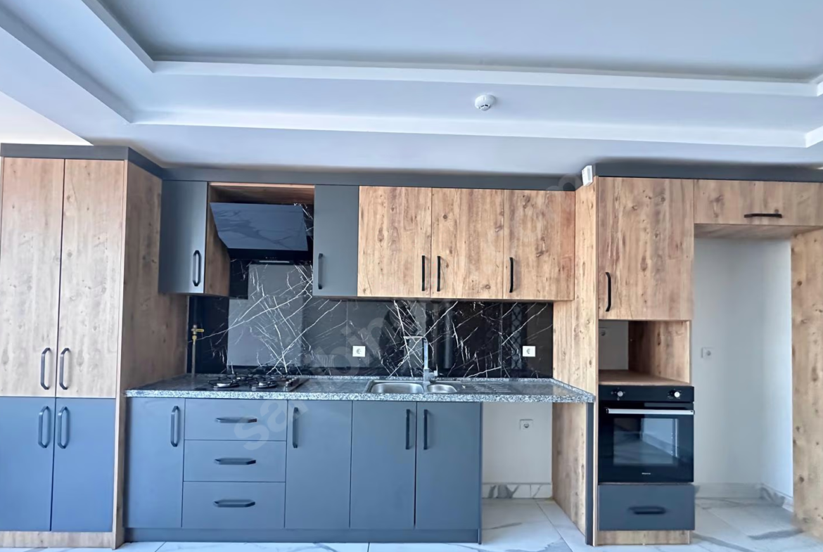Mersin Mezitli Akdeniz Mahallesi 2+1 110 m² Doğalgaz Kombili Satılık Daire
