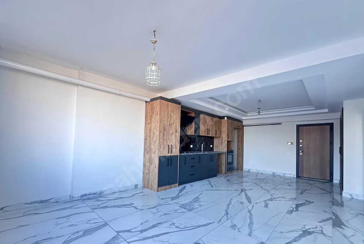 Mersin Mezitli Akdeniz Mahallesi 2+1 110 m² Doğalgaz Kombili Satılık Daire