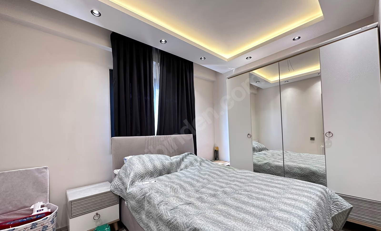 Mersin Mezitli Akdeniz Mahallesi 2+1 110 m² Doğalgaz Kombili Satılık Daire