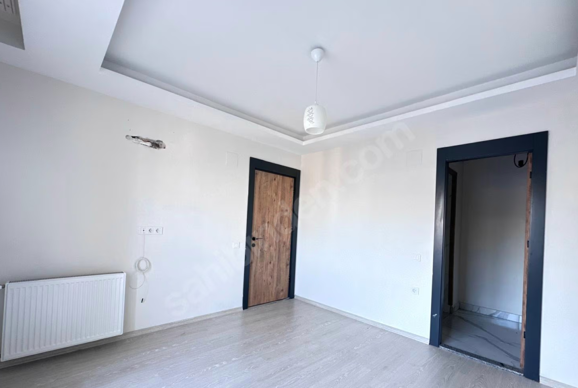 Mersin Mezitli Akdeniz Mahallesi 2+1 110 m² Doğalgaz Kombili Satılık Daire