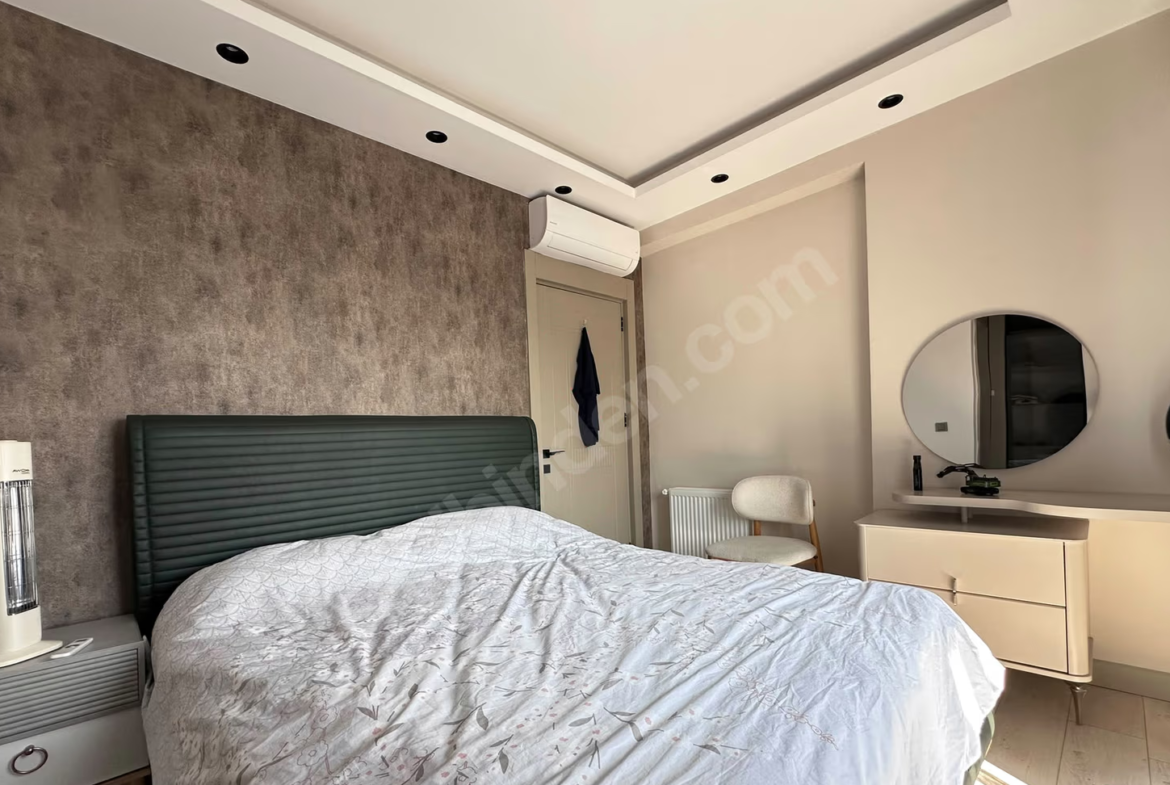 Mersin Mezitli Akdeniz Mahallesi 2+1 110 m² Doğalgaz Kombili Satılık Daire